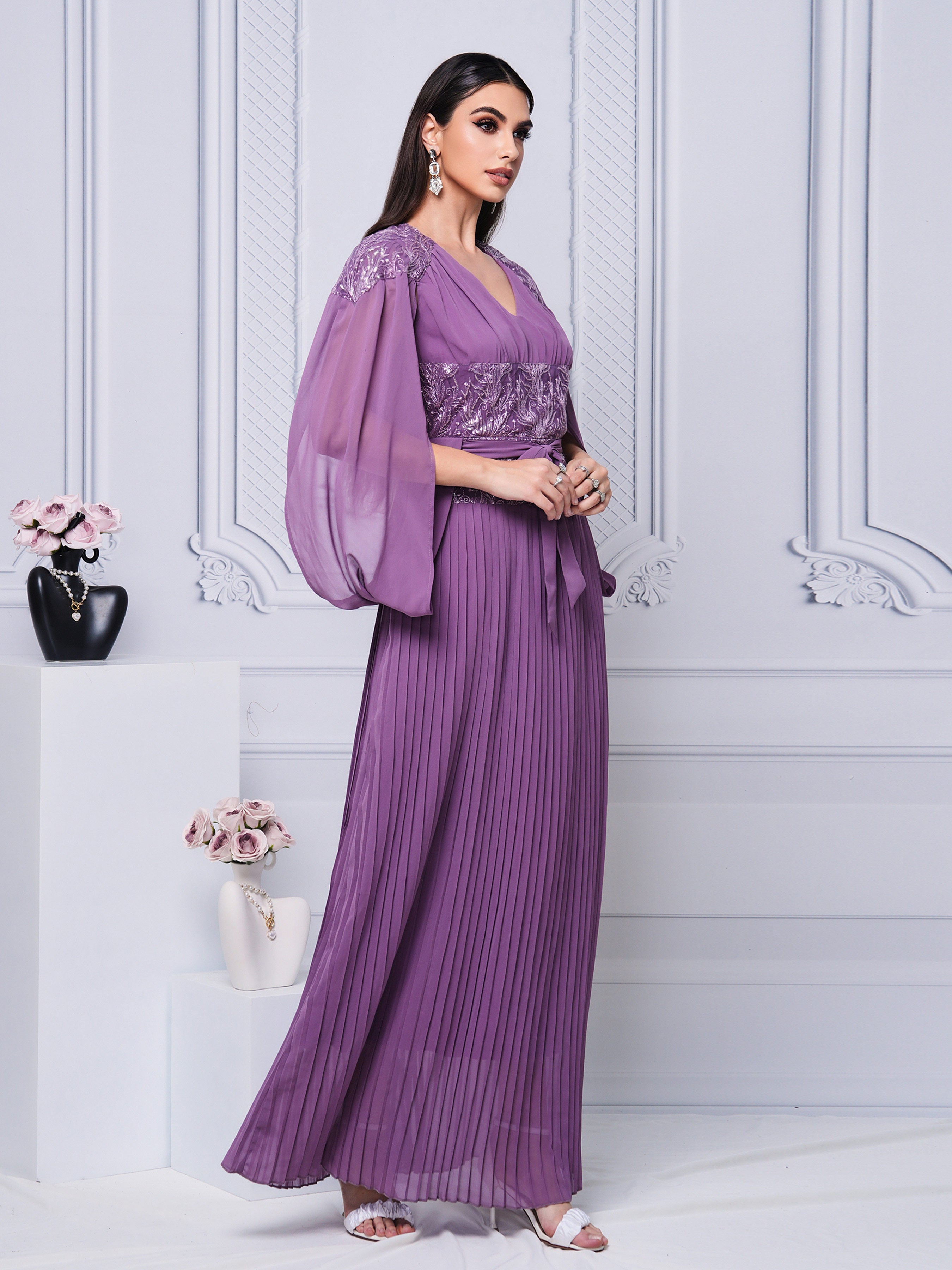 V-neck Panel Embodied Fold A-line Dress MES00445