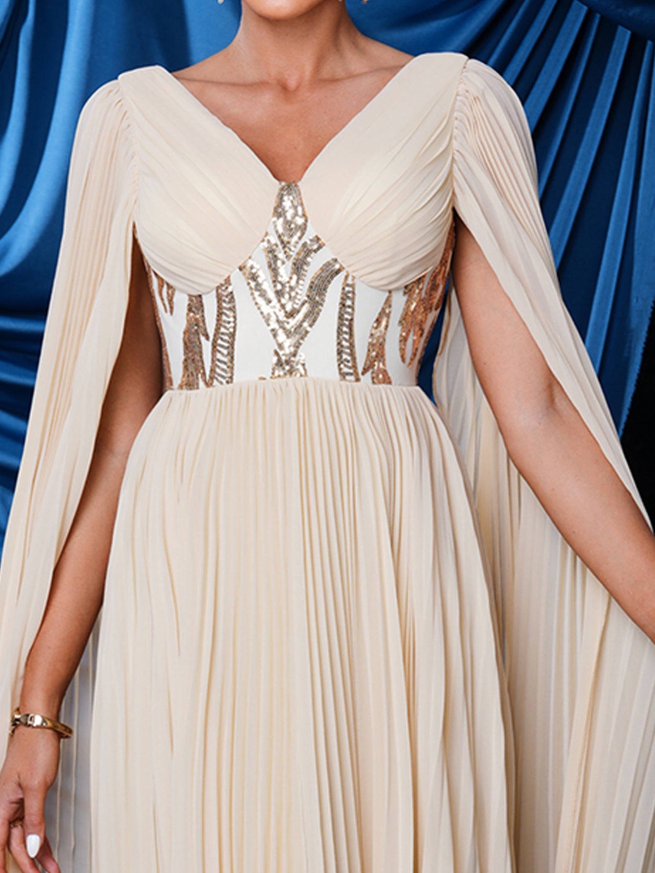 V-neck Cape Sleeve Pleated Tullle Dress MES00563