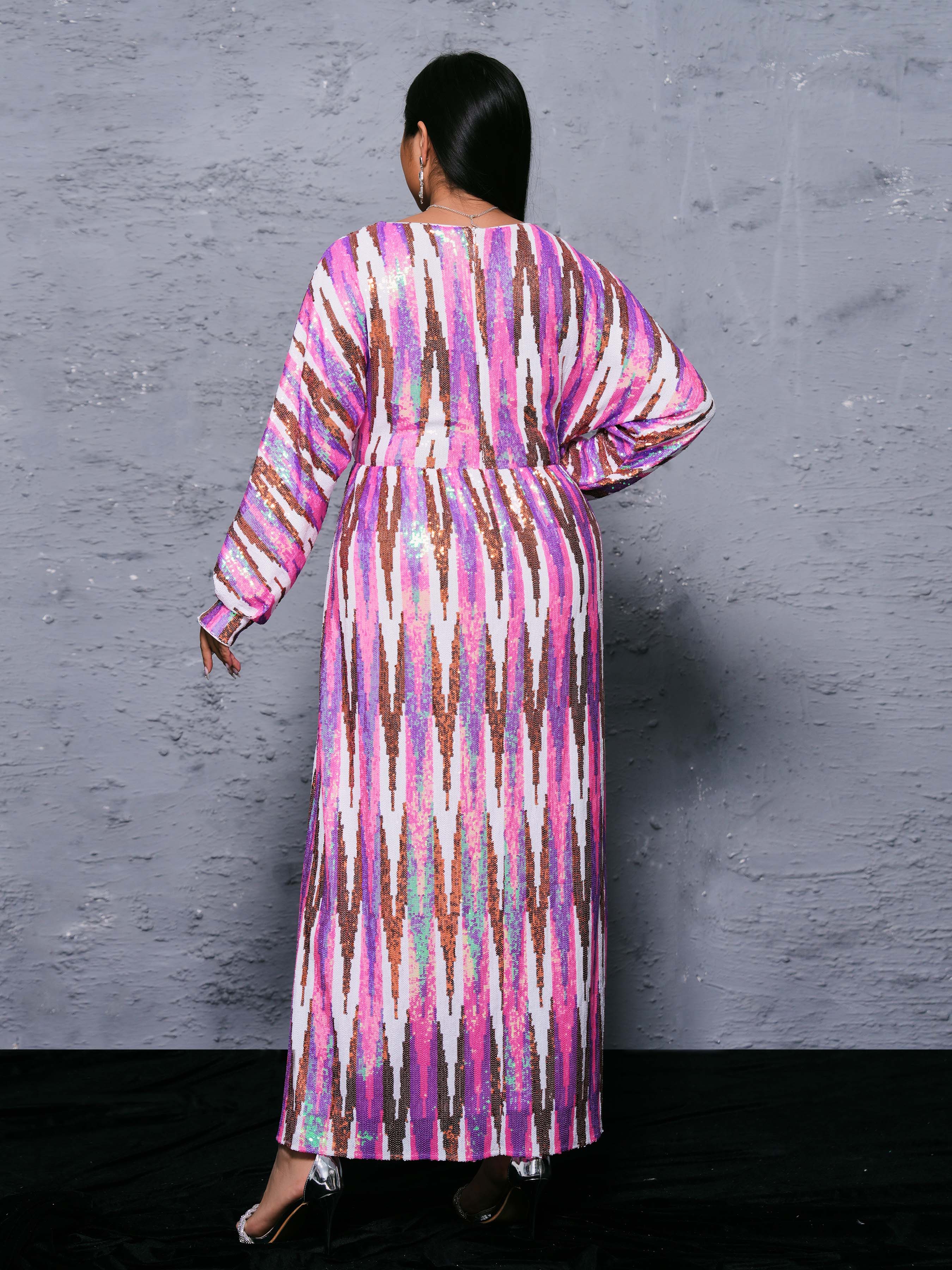 Plus V-neck Lantern Sleeve Split Dress PRJ11065