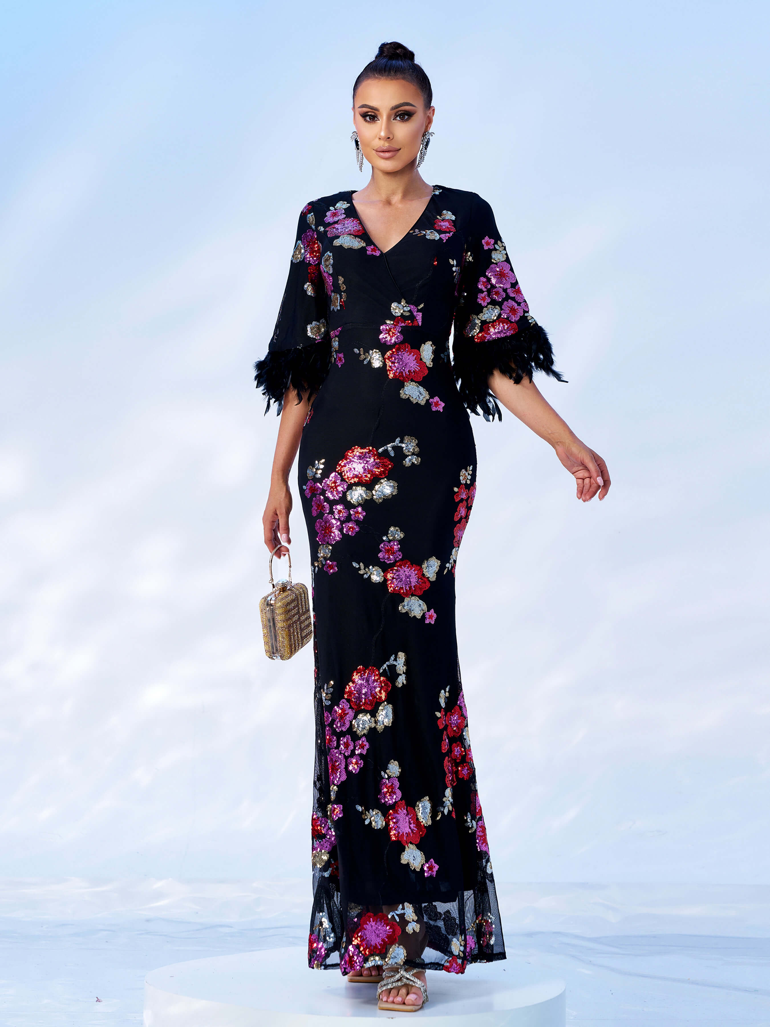 V-Neck Fringed Mermaid Sequin Maxi Dress MES00408