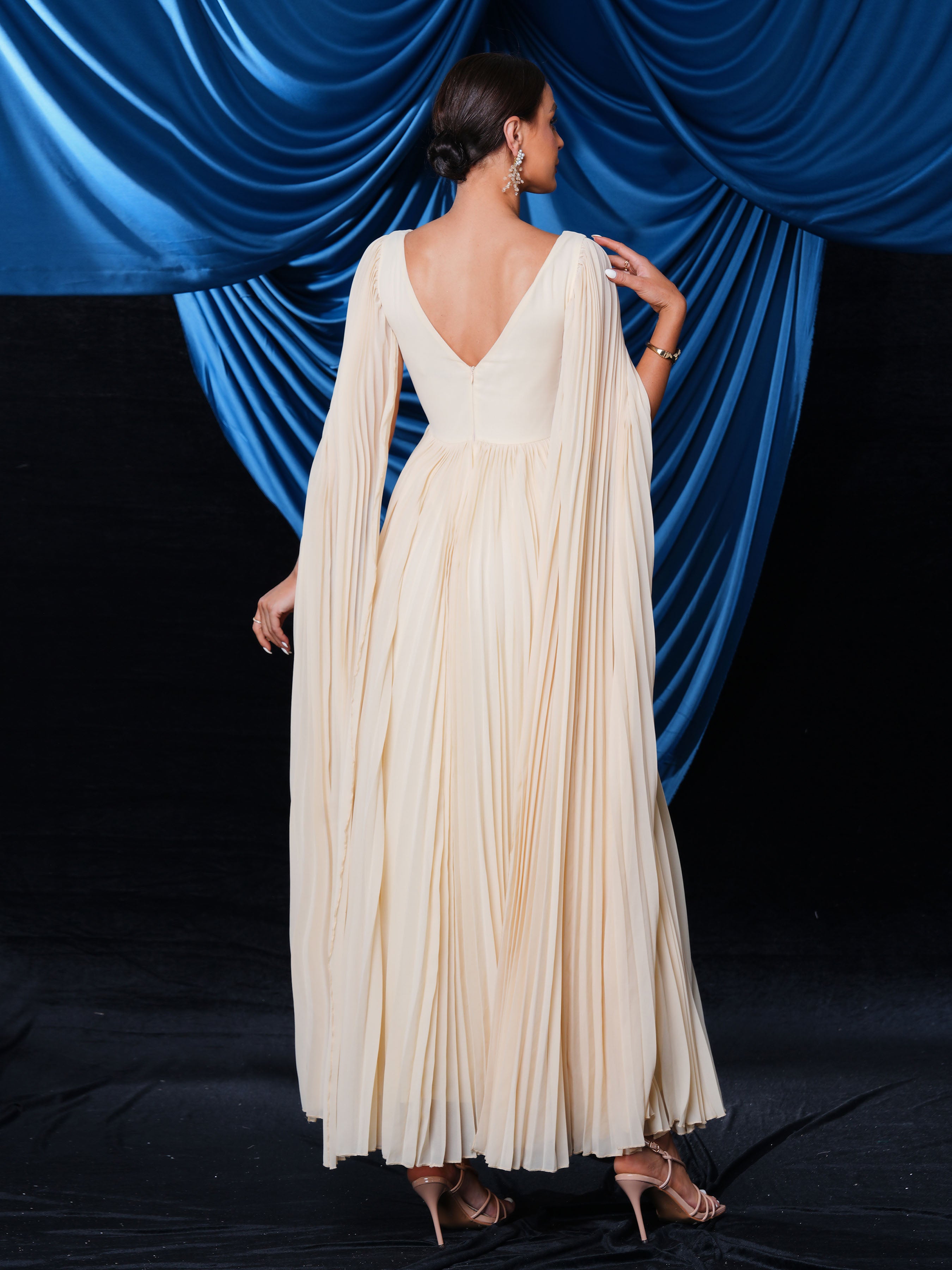 V-neck Cape Sleeve Pleated Tullle Dress MES00563