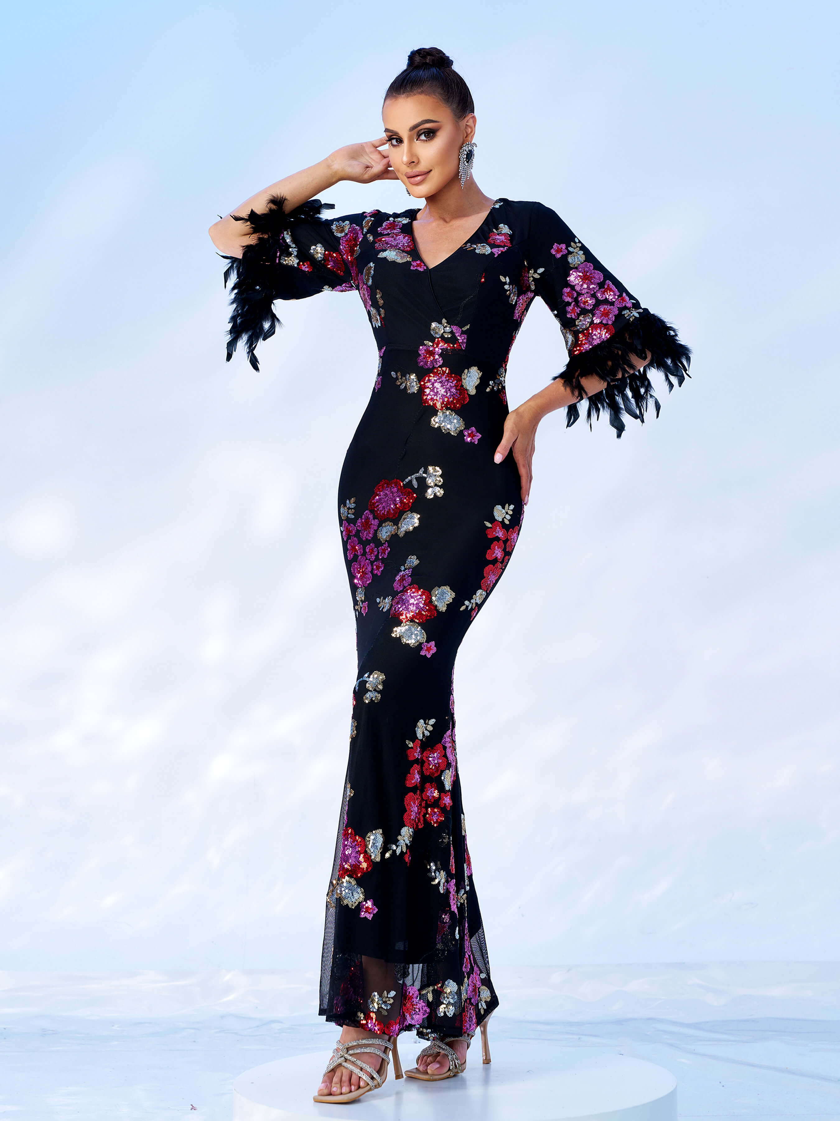 V-Neck Fringed Mermaid Sequin Maxi Dress MES00408