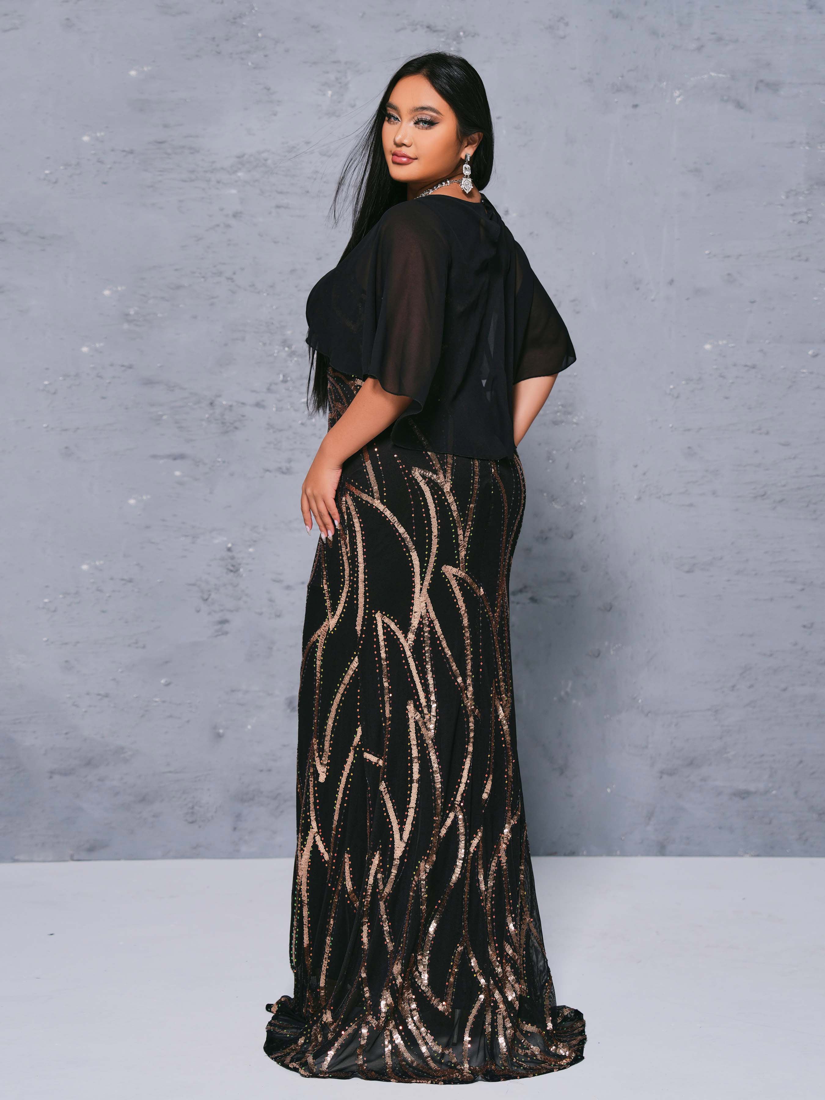 Plus Crew Neck Panel Mermaid Sequin Dress PRM21019